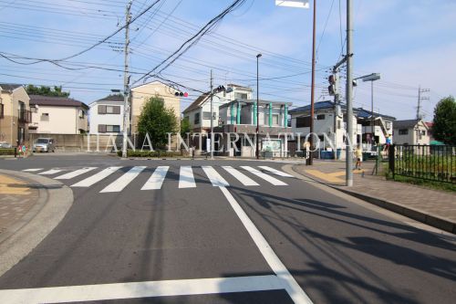 近くの交番まで1,237m（徒歩16分）