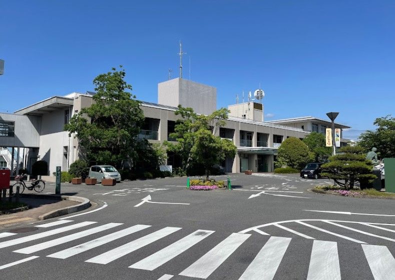 近くの長久手市役所まで642m（徒歩9分）