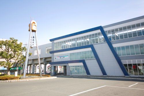 近くの青山駅まで402m(徒歩6分)