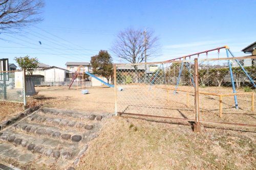 近くのモチの木公園まで2,282m（徒歩29分）
