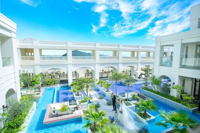 近くのレストラン　シェリまで355m（徒歩5分）