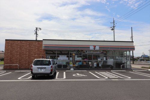 近くのセブンイレブン 江南尾崎町店まで501m（徒歩7分）