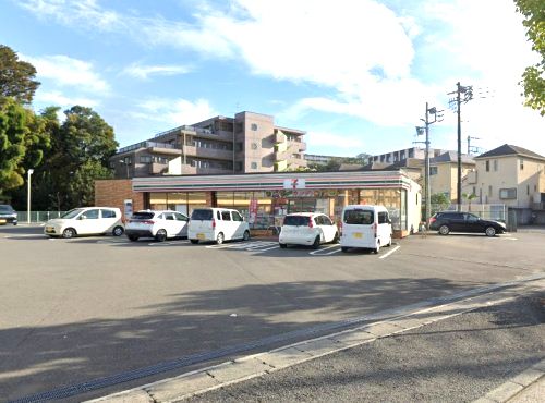 近くのセブンイレブン 川崎初山2丁目店まで530m（徒歩7分）