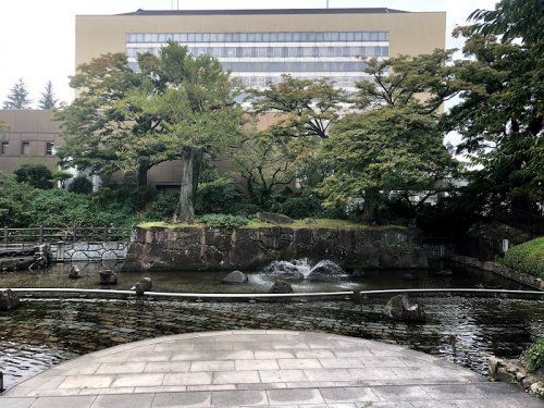 近くの若林区役所まで755m（徒歩10分）