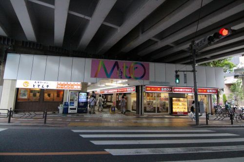 近くのSガスト 葛西駅前店まで346m(徒歩5分)