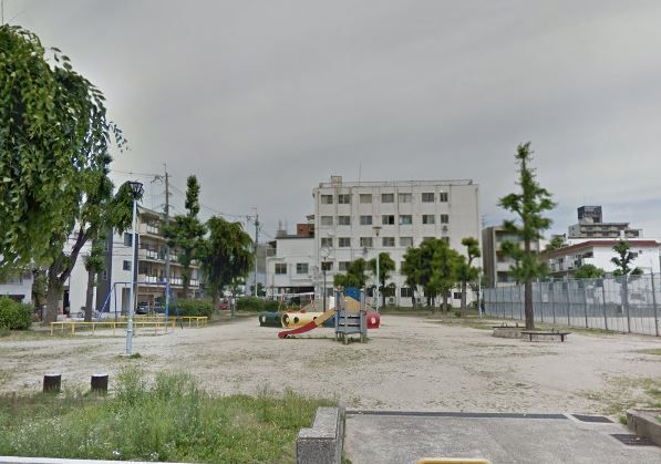 近くの北淀公園まで401m（徒歩6分）