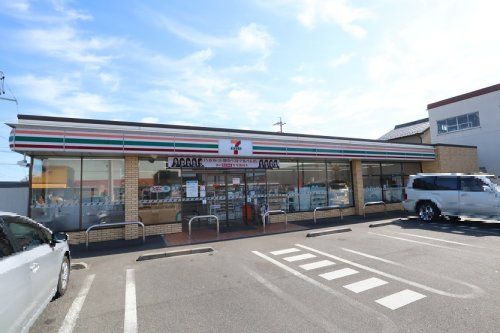 近くのセブンイレブン 一宮開明店まで1,401m(徒歩18分)