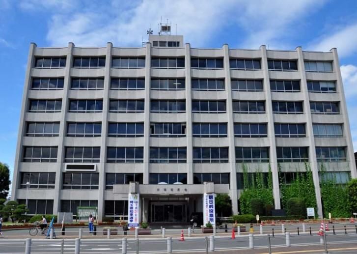近くの狭山市役所まで1,106m（徒歩14分）