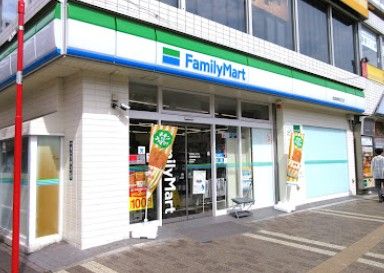 近くのファミリーマート 武蔵境駅北口店まで258m(徒歩4分)