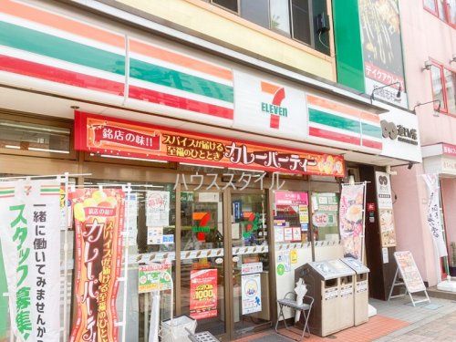 近くのセブンイレブン 板橋志村坂上駅前店まで675m（徒歩9分）