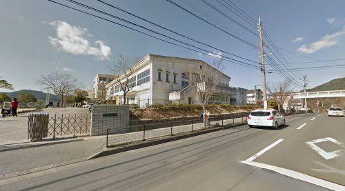 近くの長崎市立橘小学校まで1,018m(徒歩13分)