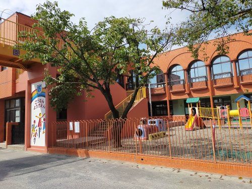 近くの江南幼稚園まで702m（徒歩9分）