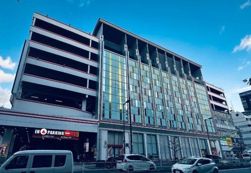 近くのグランキコーナ大阪本店まで215m(徒歩3分)