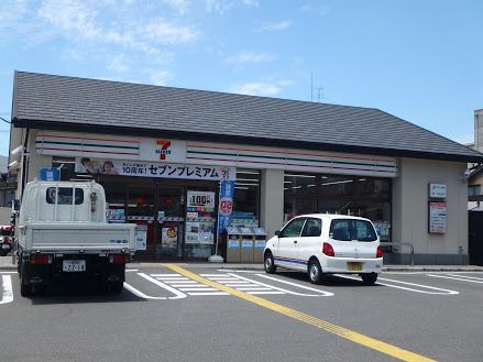 近くのセブンイレブン 智恵光院上長者町店まで15m（徒歩1分）
