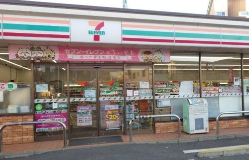 近くのセブンイレブン 高井戸東五日市街道店まで384m(徒歩5分)