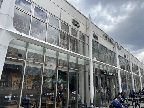 近くのスターバックスコーヒーCIAL桜木町店まで343m(徒歩5分)