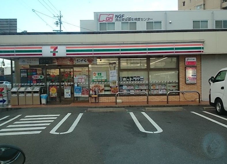 近くのセブンイレブン 名古屋八剣2丁目店まで435m（徒歩6分）