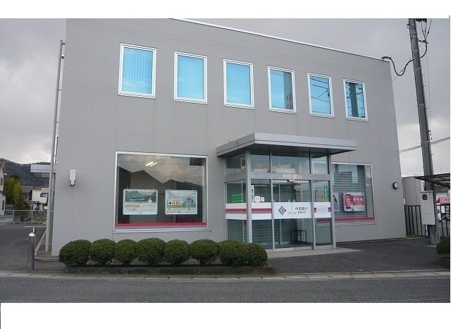 近くの中国銀行彦崎支店まで842m（徒歩11分）