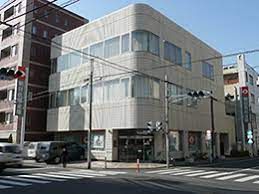 近くの朝日信用金庫立川支店まで339m（徒歩5分）