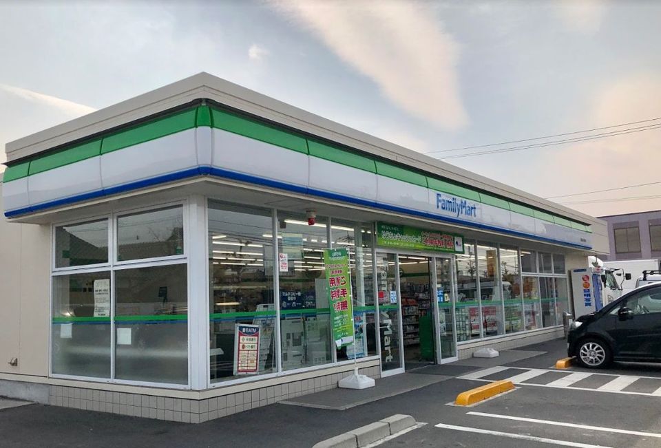近くのファミリーマート 岡山辰巳西店まで548m(徒歩7分)