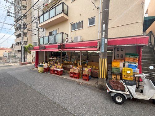 近くのスーパーつかもとまで437m（徒歩6分）