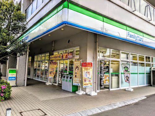 近くのファミリーマート 八乙女中央店まで310m(徒歩4分)