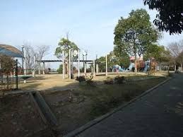 近くの赤佐古公園まで1,675m(徒歩21分)