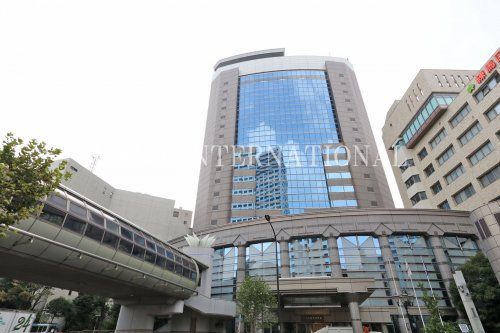 近くの練馬区役所まで703m（徒歩9分）