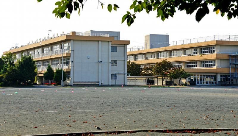 近くの太田市立九合小学校まで1,141m(徒歩15分)