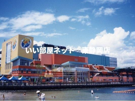近くに施設あり