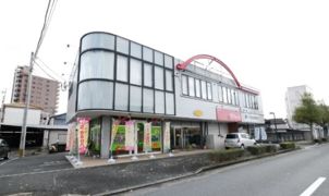 KMビルの外観画像