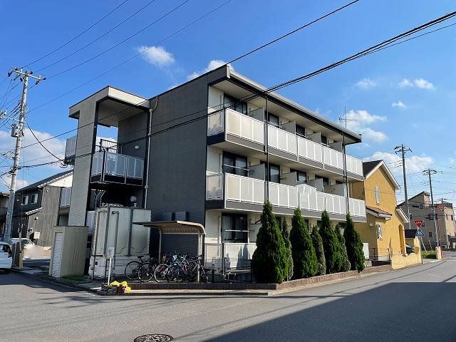 レオパレスビアンコの外観画像