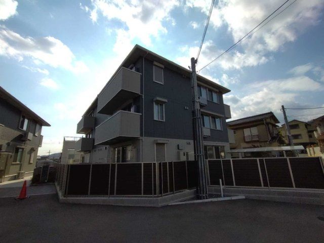 フロレゾン北花山Bの外観画像