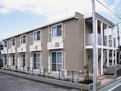 レオパレスヒーローズ山手の外観画像
