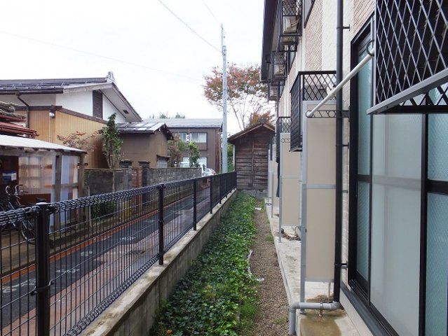 近くに施設あり