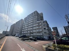 ホワイトキャッスル千防C棟の外観画像