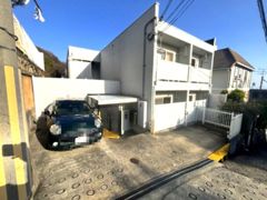 セレブ岡本の外観画像