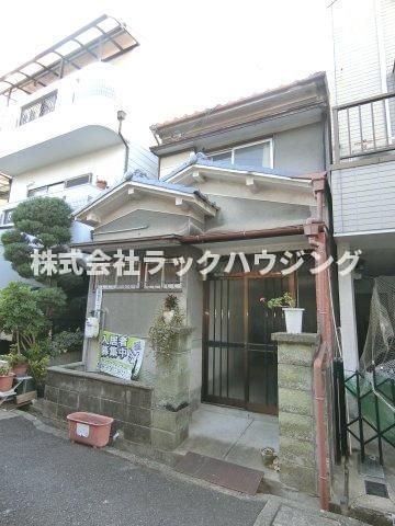 藤田町1丁目貸家の外観画像