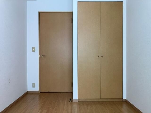 ベッドルーム