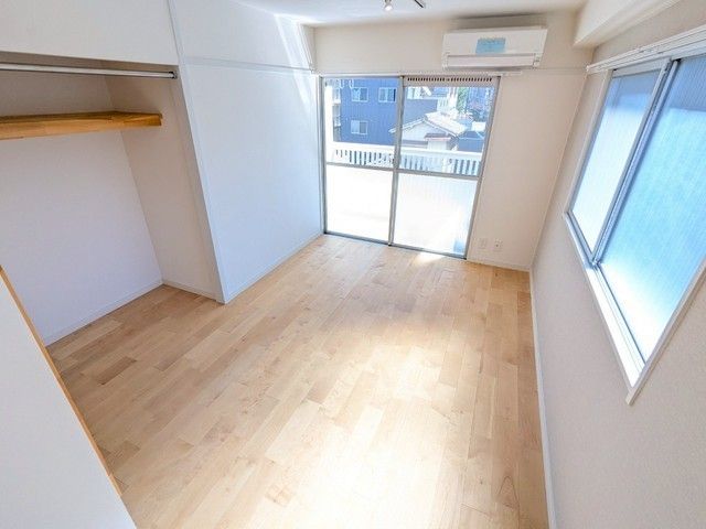 ベッドルーム