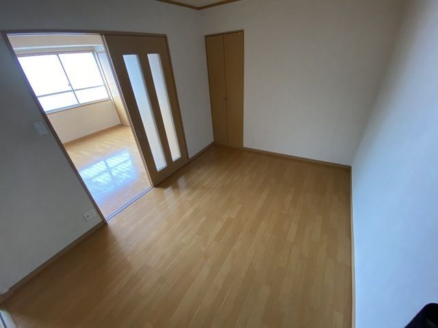 ベッドルーム