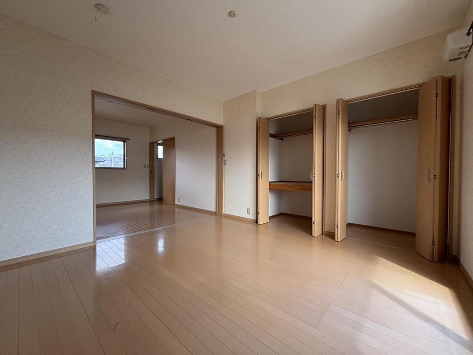 洋室