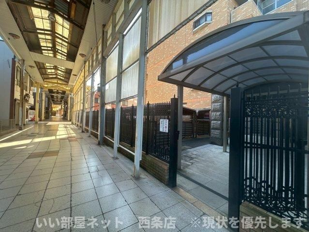 近くに施設あり