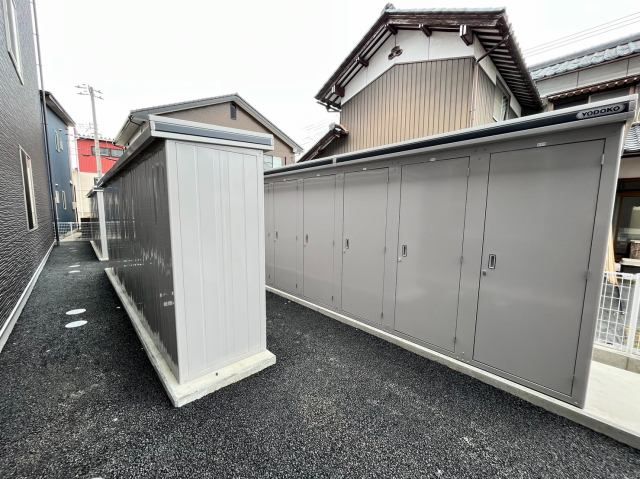 その他