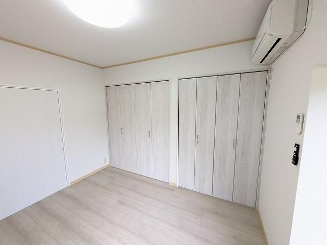 ベッドルーム