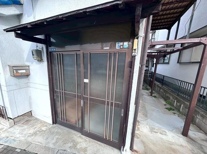 玄関