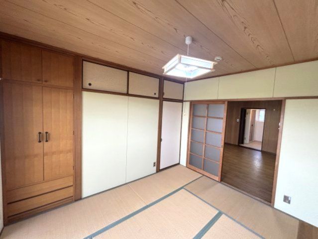 ベッドルーム