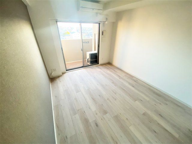 ベッドルーム