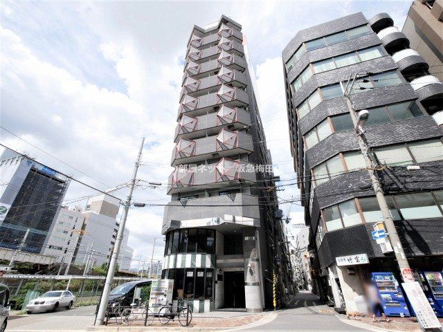 スリーデイズ新大阪の外観画像