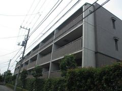 ステラメゾン下北沢の外観画像